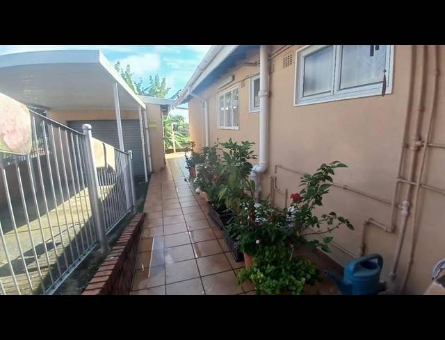 3 BEDROOM HOUSE FOR SALE IN SHALLCROSS